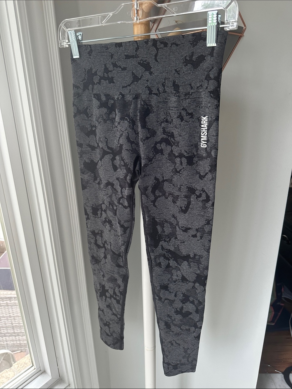 GYMSHARK Black Grey RISE ADAPT CAMO SEAMLESS LEGGINGS Workout Yoga Size Small